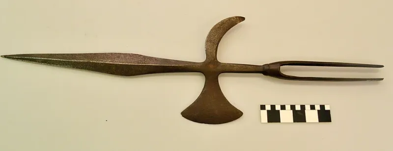 The Season of Heavy Materials: Bringing Forged Iron Into Your Winter Rooms